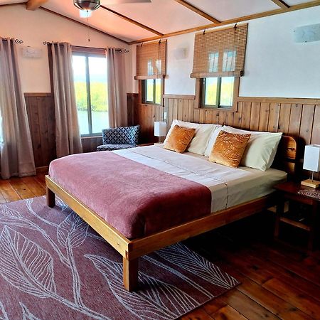 The Sunsetter Bed & Breakfast โบกัสทาวน์ ภายนอก รูปภาพ