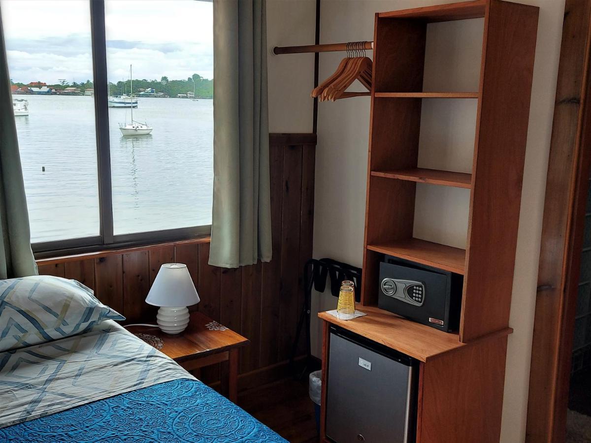 The Sunsetter Bed & Breakfast โบกัสทาวน์ ภายนอก รูปภาพ